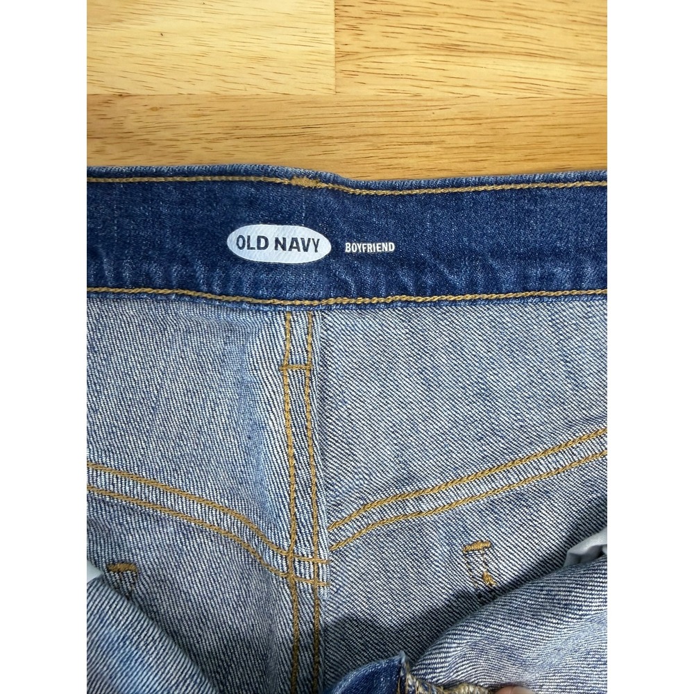 Old Navy Boyfriend Denim Shorts Medium Wash Cuffed Distressed Blue Size 14